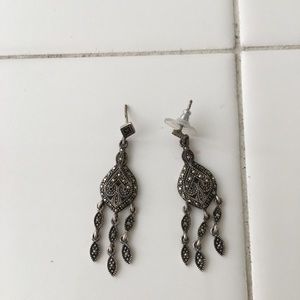 Dangle earrings